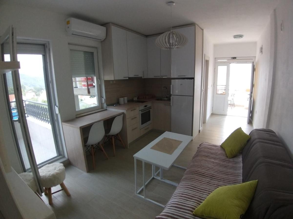 Apartman Dajoda 1 Bijela Exterior photo